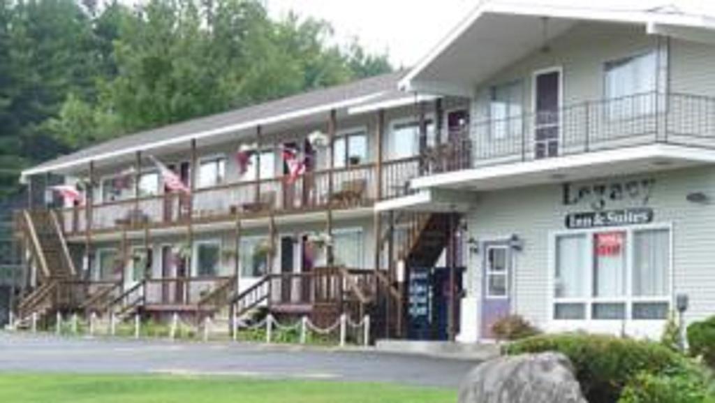 Legacy Inn & Suites Of Lake George Exterior photo